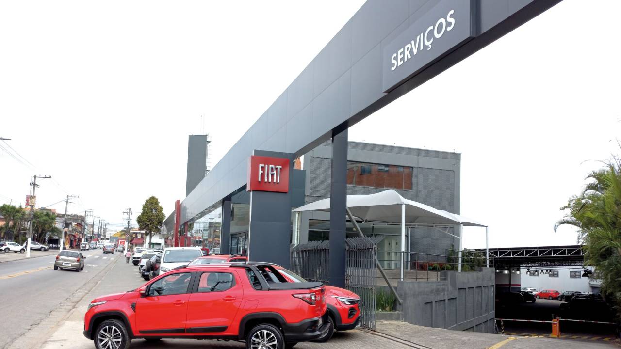 Fiat Strada Longa Duração