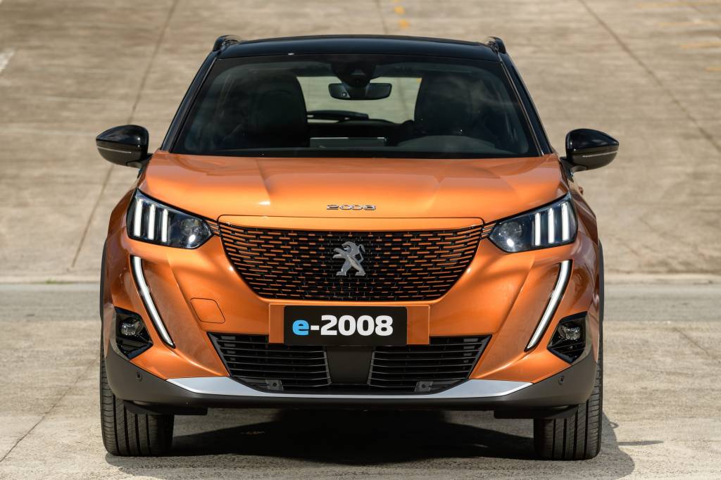 ALTA-8863 Peugeot e-2008