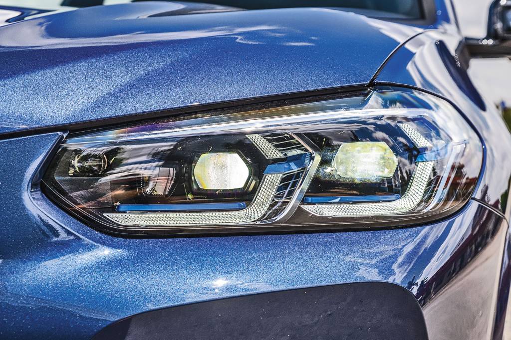 BMW IX3 BMW IX3