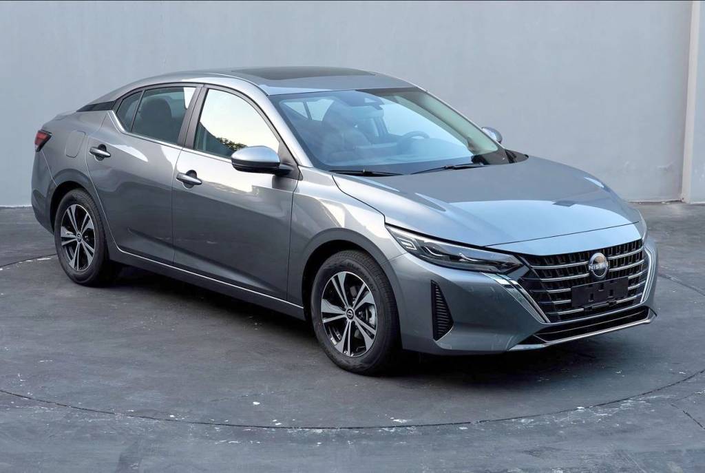 Nissan Sentra 2023 nem estreou no Brasil e já mudou para a linha 2024