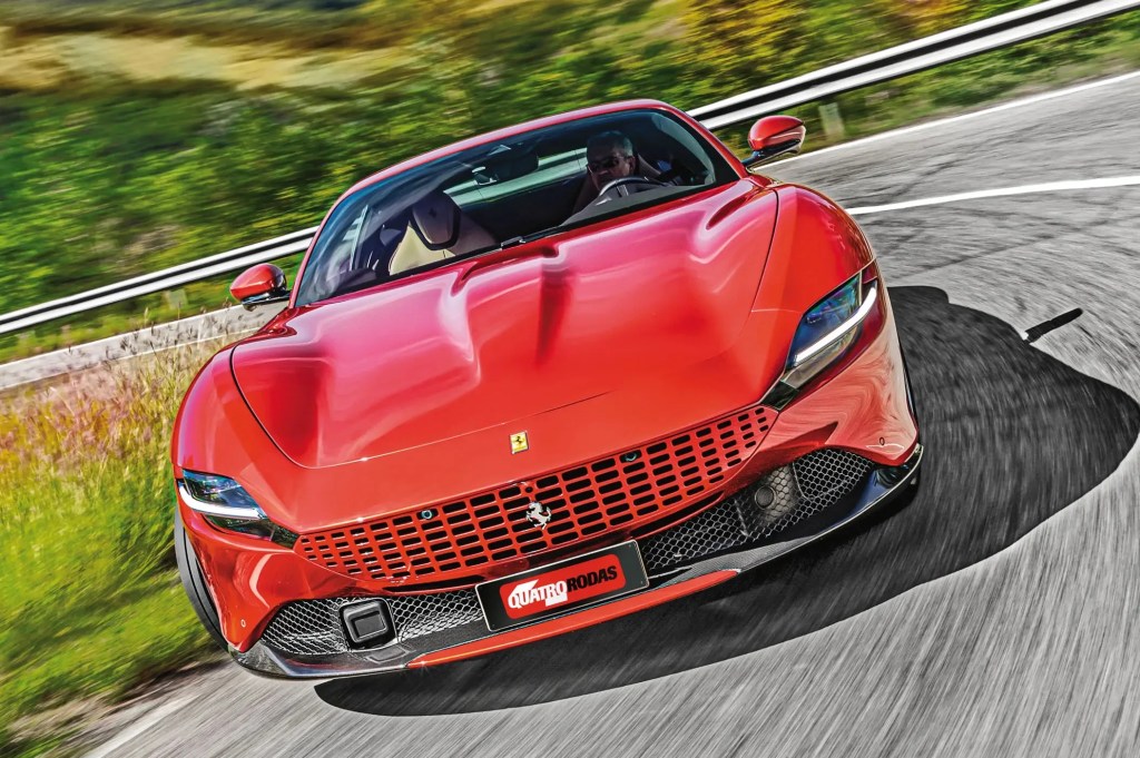 Lamborghini e Ferrari registram novos recordes de vendas em 2022