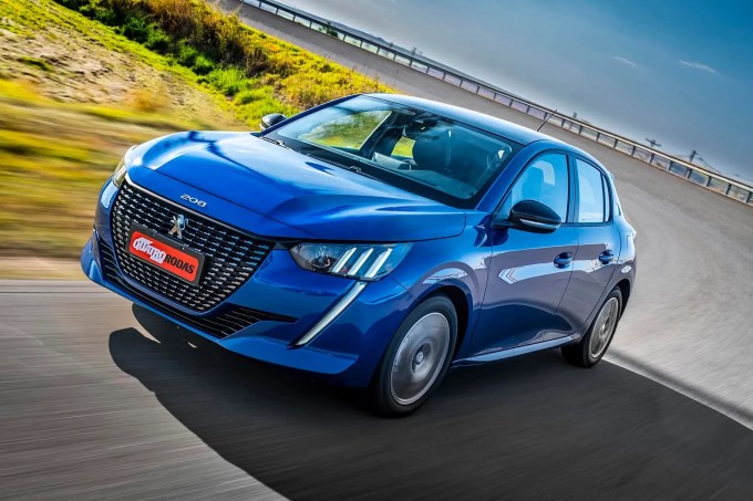 Peugeot-208-Griffe-2021-2