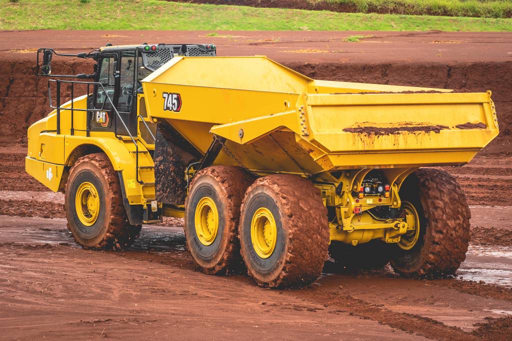 10_CAT_735_1FLP8892 Caterpillar Cat 745