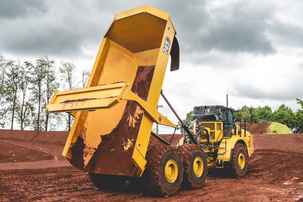 20_CAT_735__FLP0132 Caterpillar Cat 745