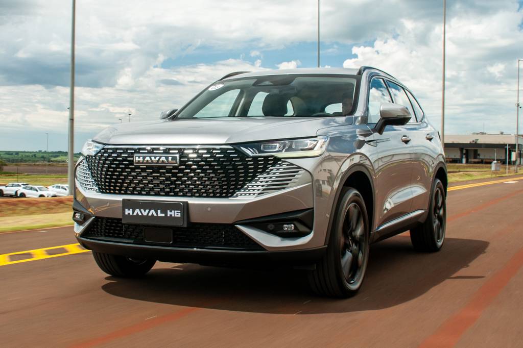 GWM Haval H6 tem revisões com preços do Corolla Cross e oficina delivery