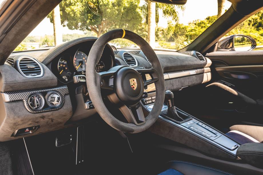 Porsche 718 Cayman GT4 RS Porsche 718 Cayman GT4 RS