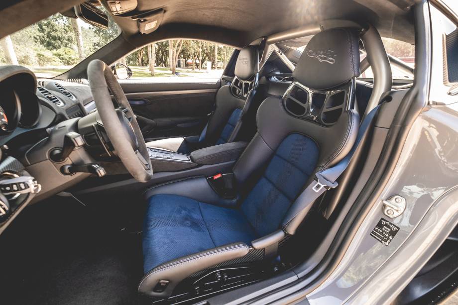 Porsche 718 Cayman GT4 RS Porsche 718 Cayman GT4 RS