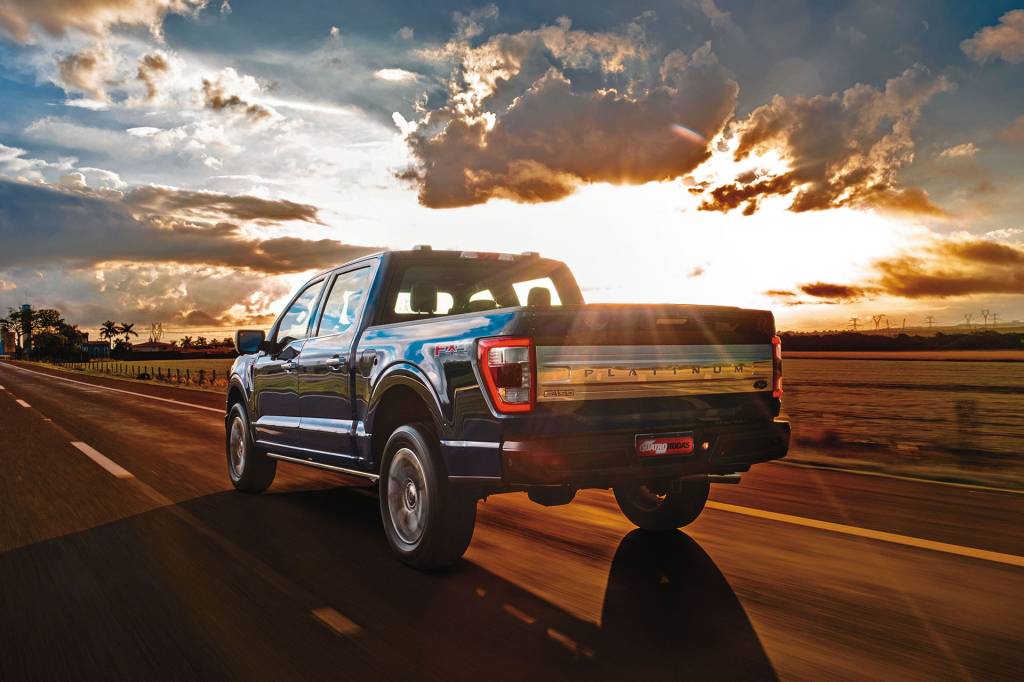 Ford F-150 Platinum testada por QUATRO RODAS (16) Lançamento no Brasil, Ford F-150 mudará ainda este ano nos EUA