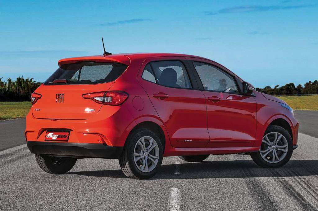 Fiat divulga novos descontos e tem Argo CVT e Strada por R$ 5.000 a menos