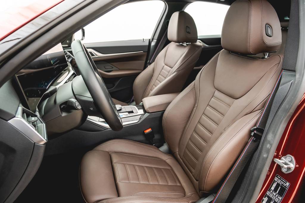 25_i4_1FLP6835 BMW i4 M50