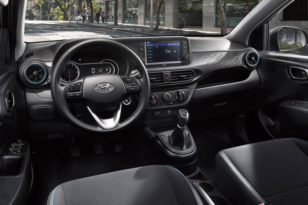 Hyundai Grand i10 (1) Hyundai Grand i10 (1)