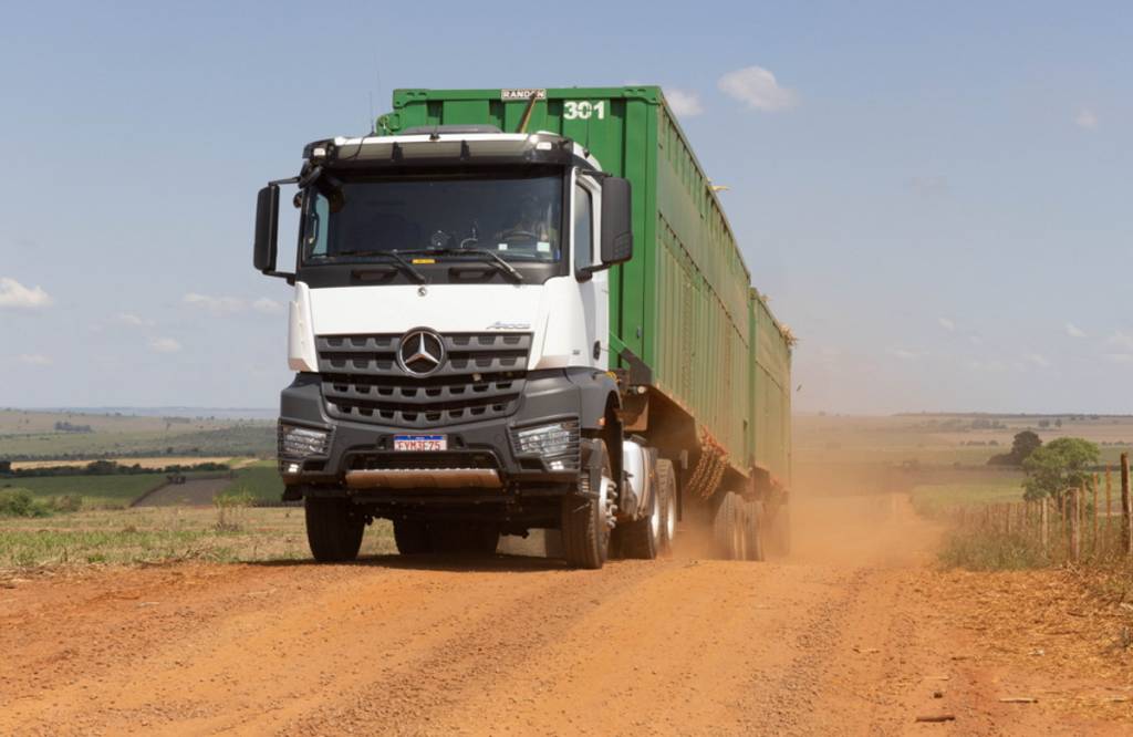 Mercedes Arocs 6×4 Mercedes Arocs 6x4