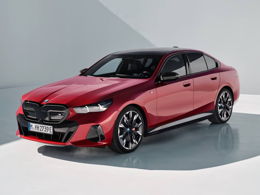 P90505477_lowRes_the-new-bmw-i5-m60-x BMW i5 M60 xDrive