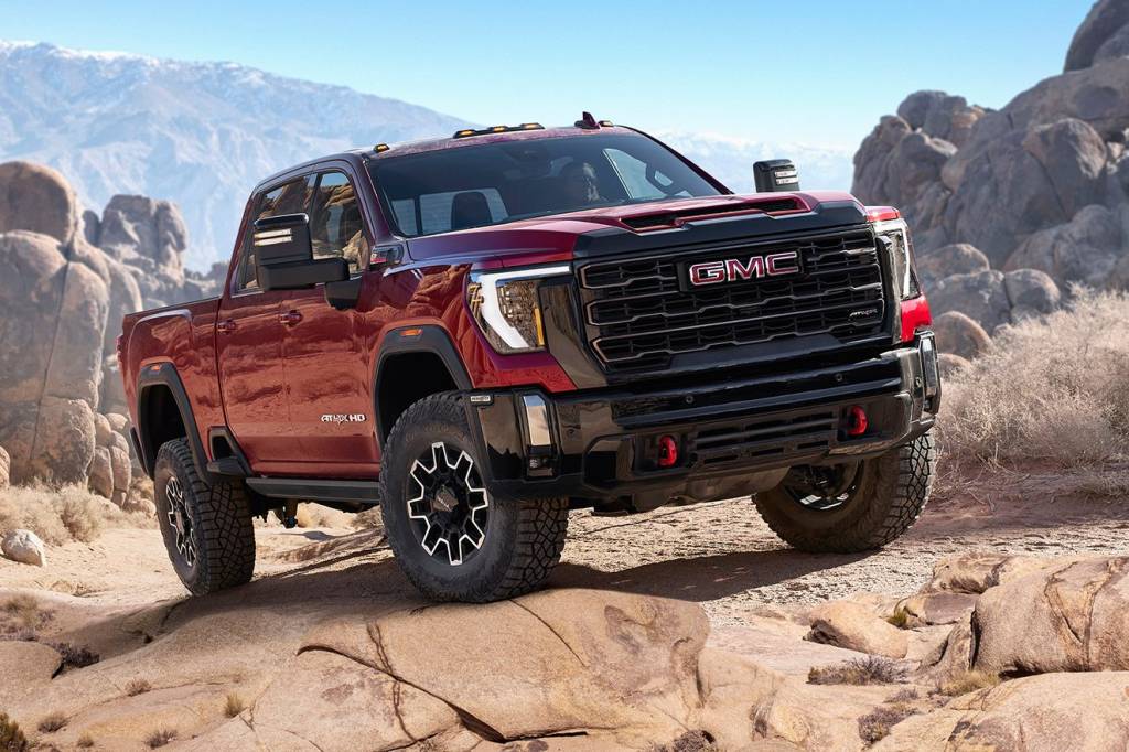 GMC Sierra HD AT4X é prima rica da Silverado com porte de Ram 2500