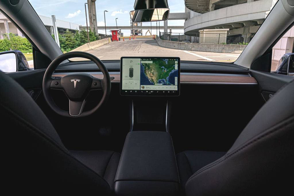 tesla_model_y_long_range_93 tesla_model_y_long_range_93