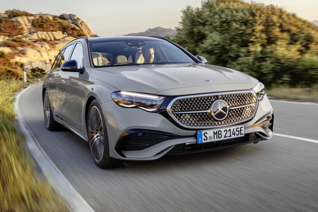 Mercedes-Benz E-Klasse T-Modell, AMG Line, Night PaketMercedes-Benz E-Class Estate, AMG line, night package Mercedes E Estate