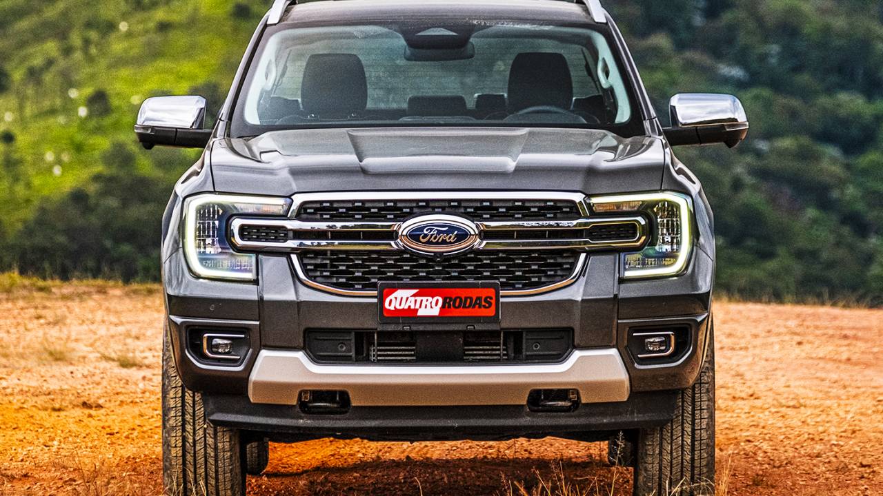 Nova Ford Ranger testada por QUATRO RODAS