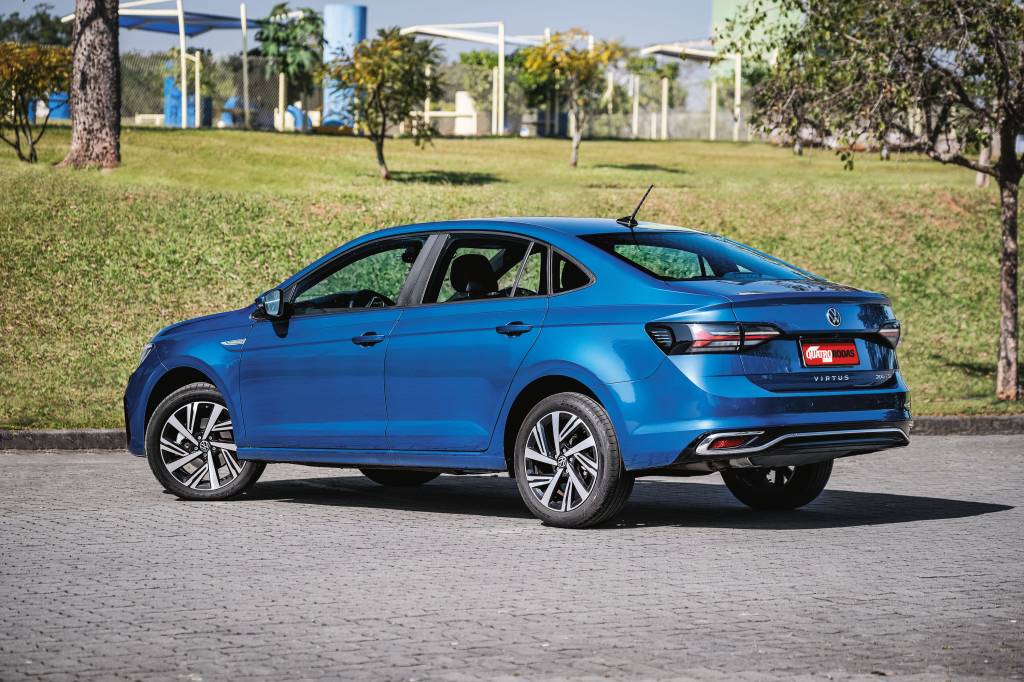 VW Virtus Highline 2023 é espaçoso, econômico, mas falta refinamento