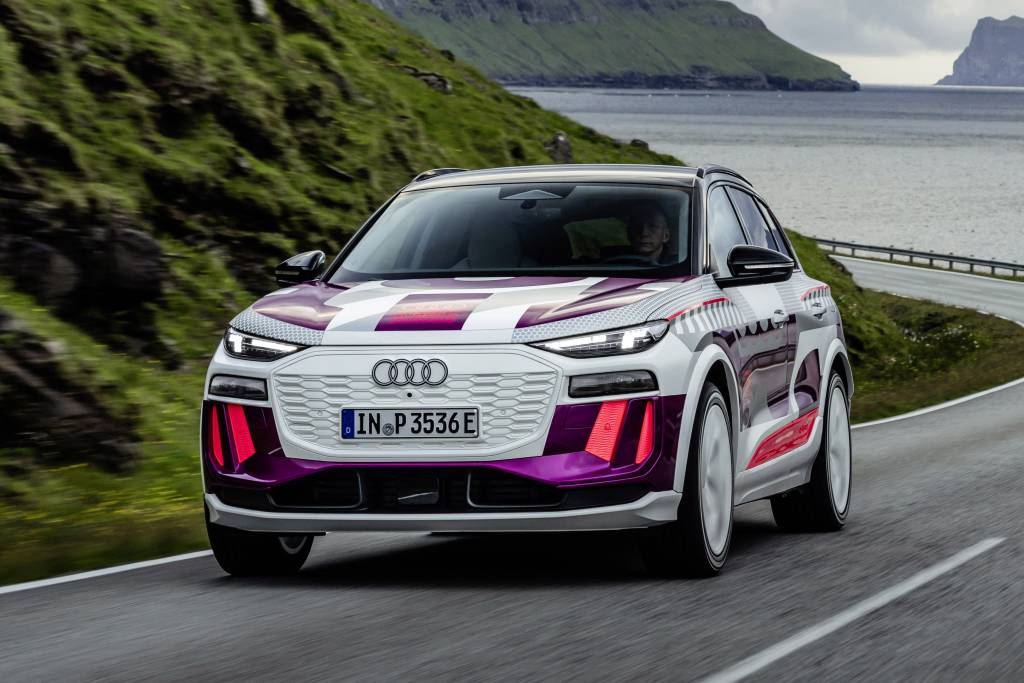 Audi Q6 e-tron é elétrico revolucionário que se comunica pelas lanternas