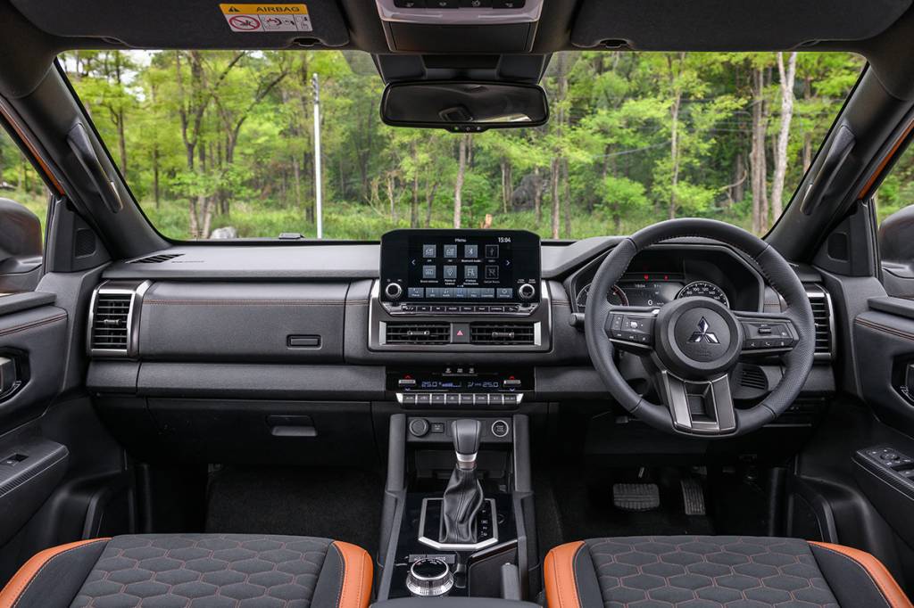 p_230726_m_1438_img_05 Mitsubishi L200 Triton