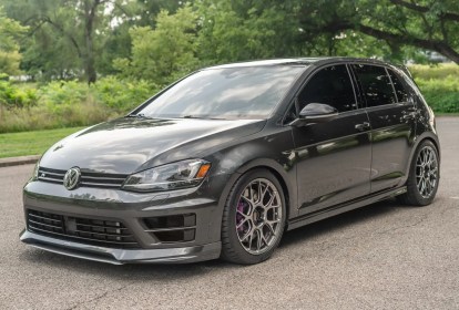 2017_volkswagen_golf-r_2017_volkswagen_golf-r_8314b033-8118-4ec5-b0de-a7e834ecd3e5-kSofcK-75538-75539-scaled-1