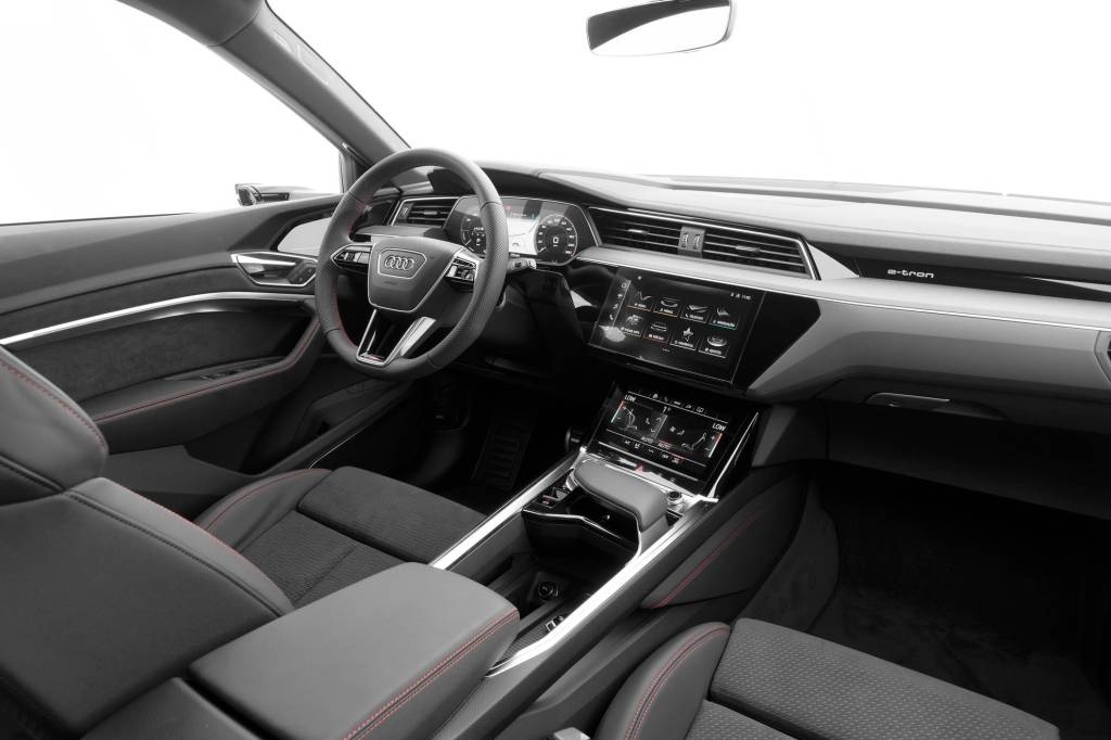 Audi Q8 e-tron (13) Audi Q8 e-tron