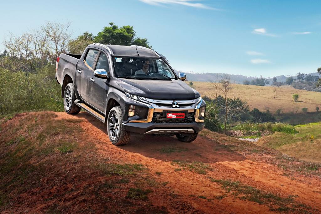 Mitsubishi L200 usada parte dos R$ 113.000; veja qualidades e defeitos