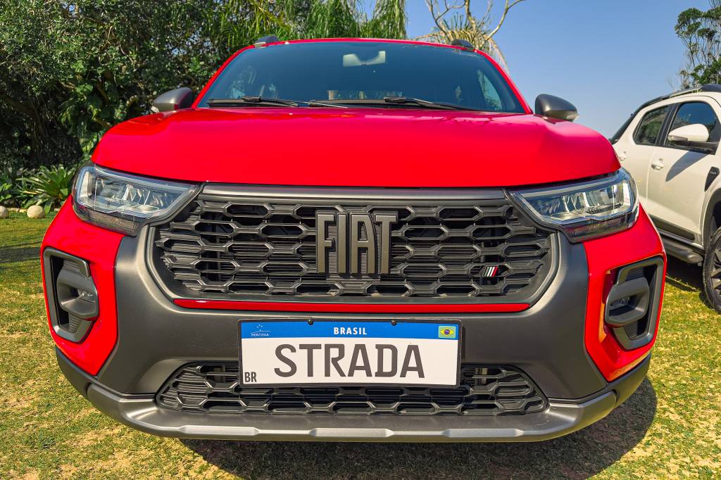 Fiat Strada Ultra T200 2024 (4) Fiat Strada Ultra T200 2024