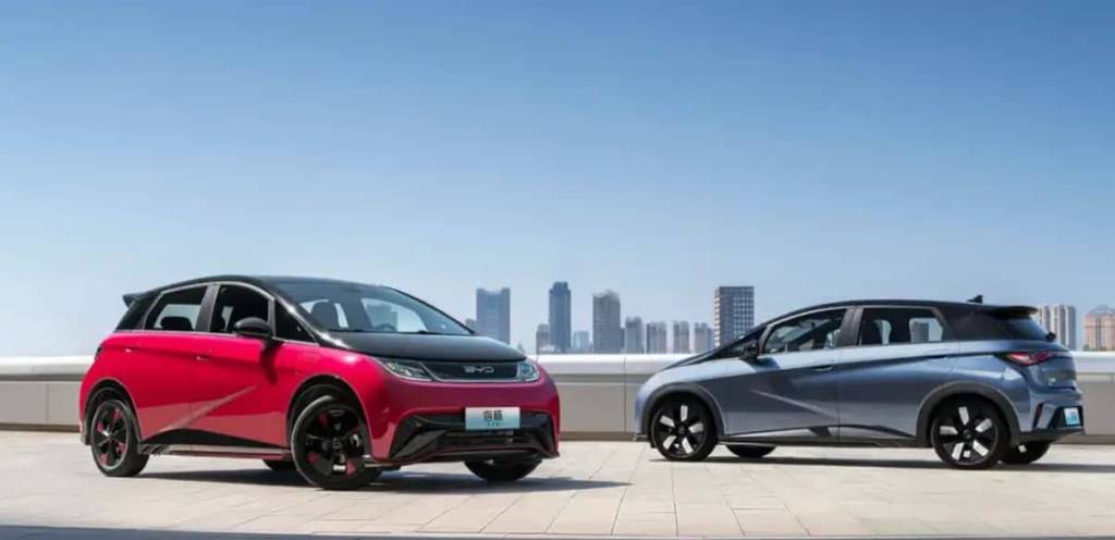 BYD Dolphin ganha versão “rubro-negra” de 175 cv e equivalente a R$ 95.000