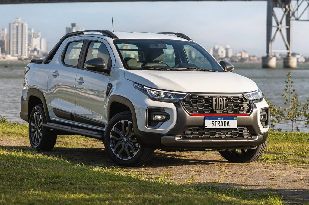 Fiat Strada lidera vendas em maio; chuvas no RS causam queda de 4% no país
