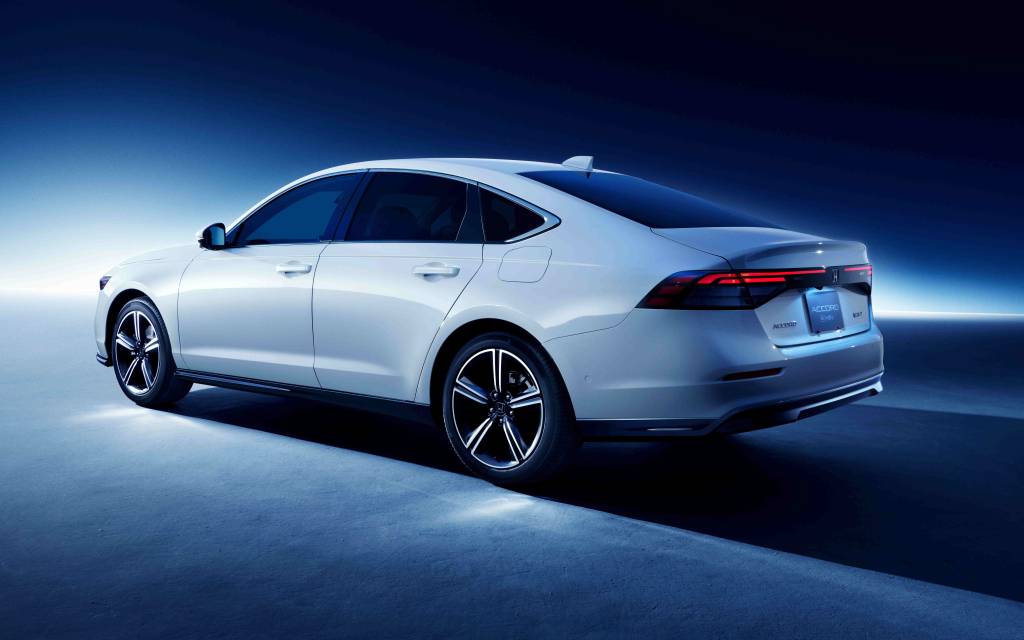 honda_accord_e-hev_555 honda_accord_e-hev_555