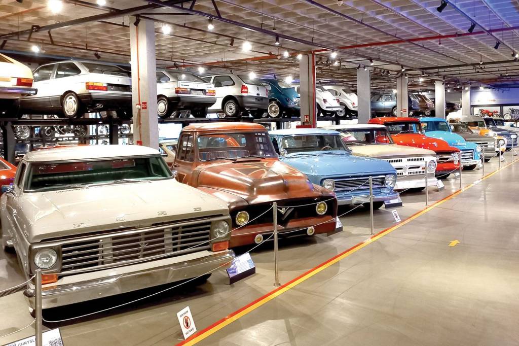 V12 Autoclub é o novo templo do antigomobilismo em Brasília