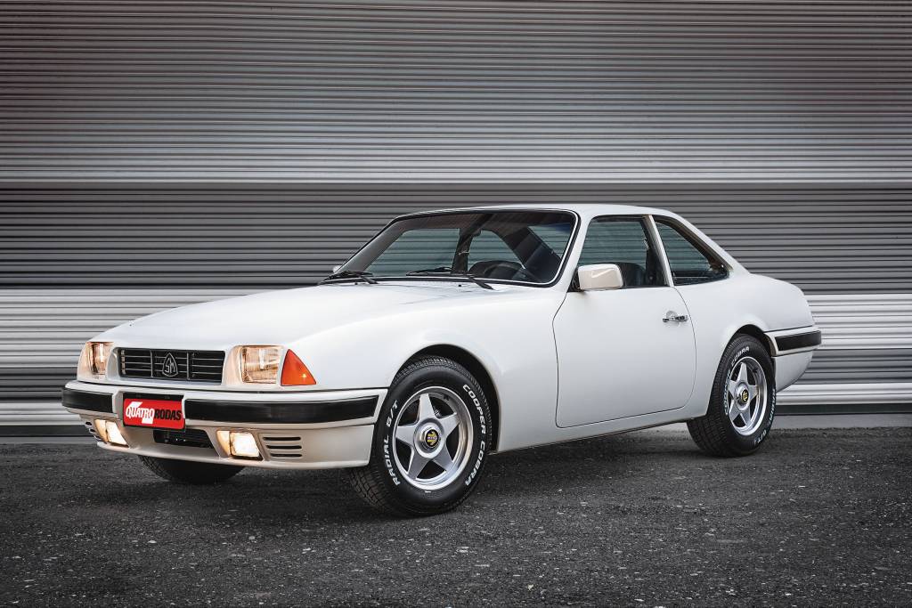 Santa Matilde SM 4.1 era esportivo do RJ feito por pai e filha de 19 anos