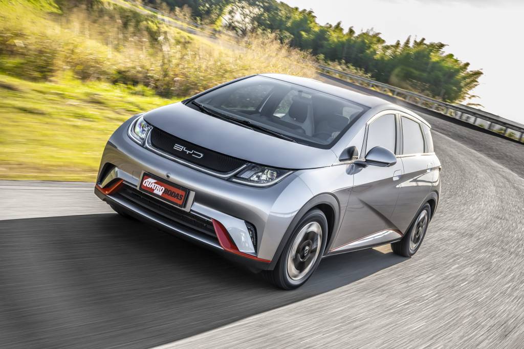 Estes são os 10 carros elétricos mais baratos do Brasil em 2023