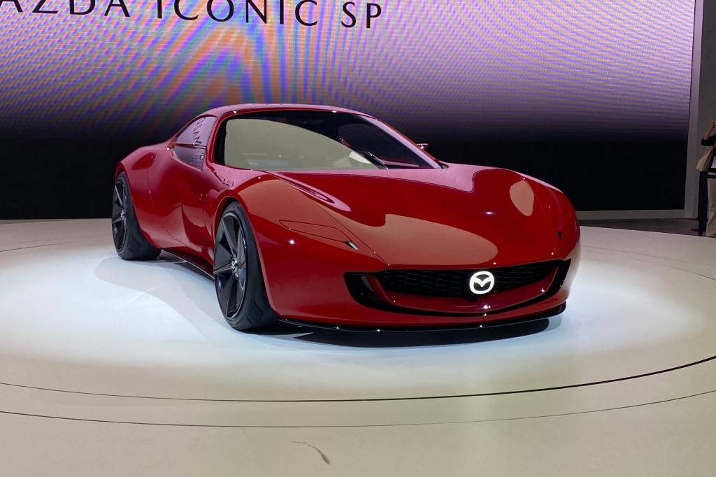 Conceito sugere novo Mazda Miata como híbrido com motor Wankel e 370 cv