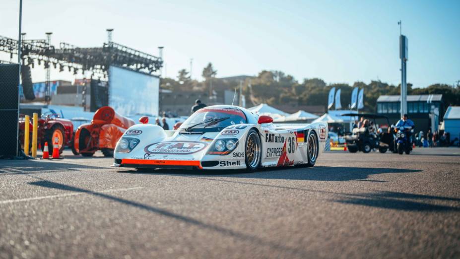 <h4 class="fs-small no-mb text-white">Porsche 962<span> </span></h4>