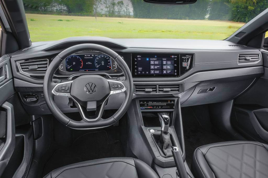 Volkswagen Virtus Exclusive 1.4 TSI 2024 (5) Volkswagen Virtus Exclusive 1.4 TSI 2024 (1)