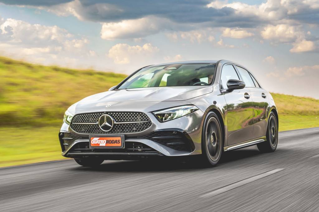 Mercedes-Benz A200 vira híbrido, mas tem desvio de personalidade