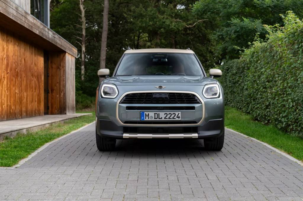 2024-MINI-Countryman-C-1217-6 Mini Countryman C