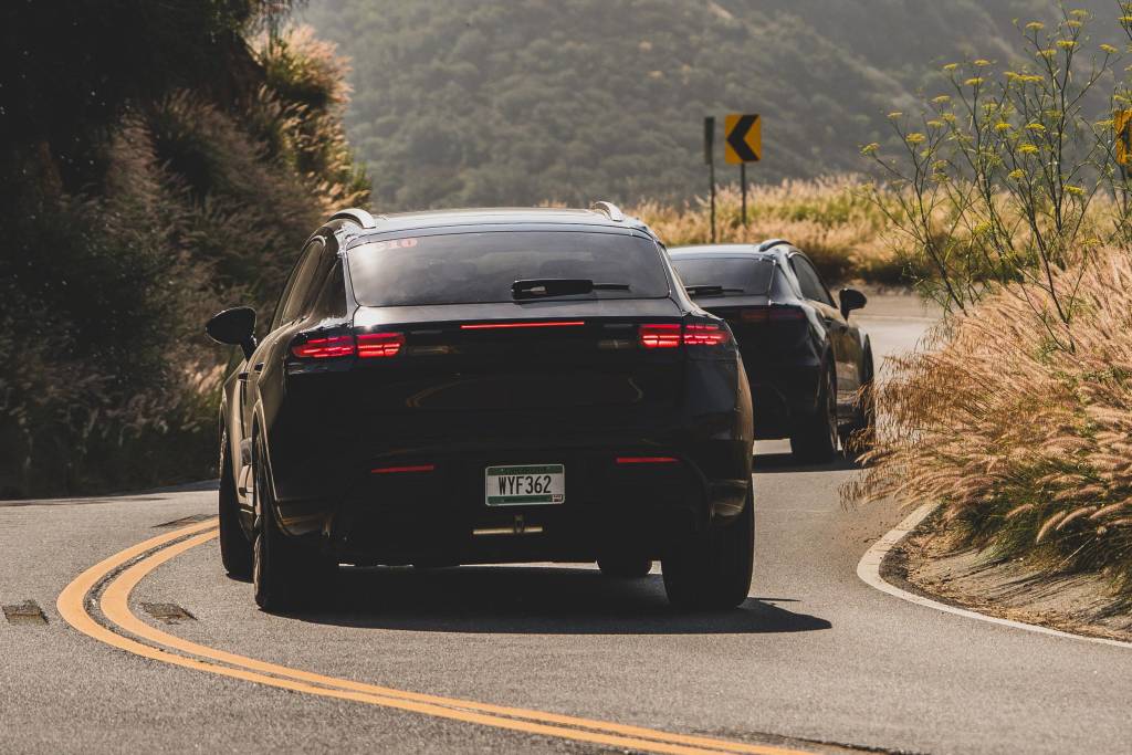 _MH28192 Porsche Macan E