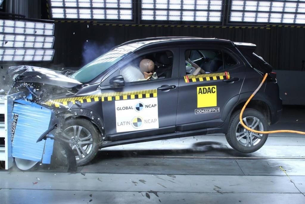 Fiat Pulse recebe duas estrelas em teste de segurança do Latin NCAP