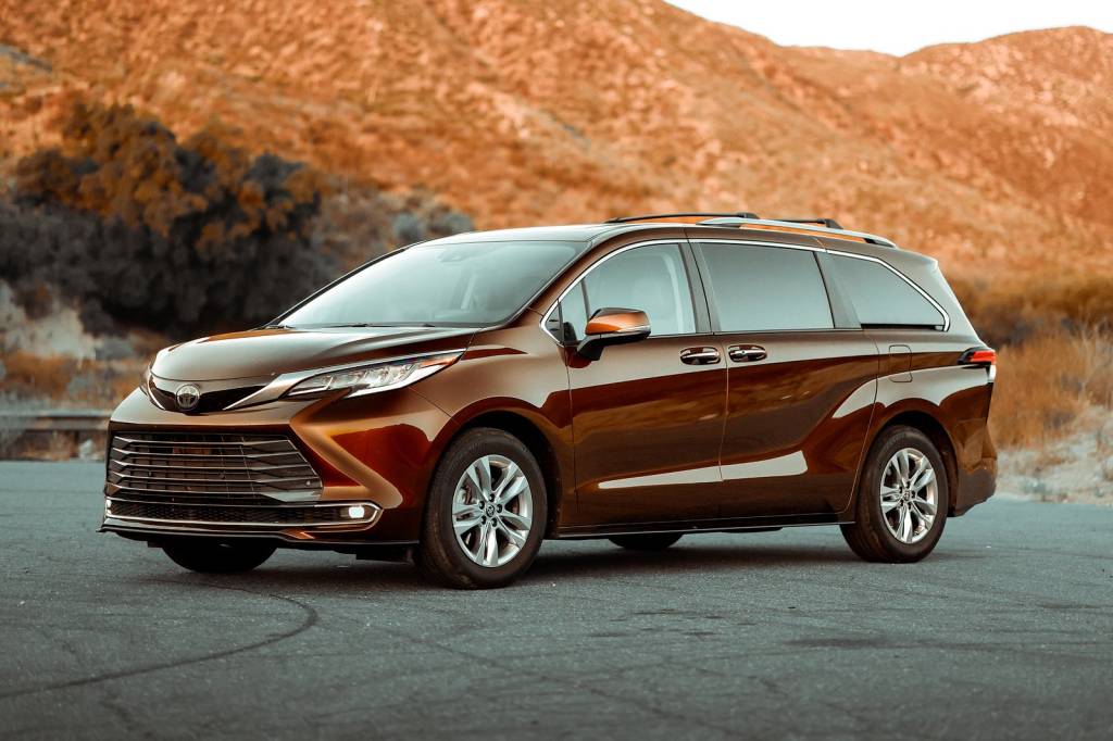 Toyota Sienna A Sienna é uma das minivans mais vendidas dos Estados Unidos