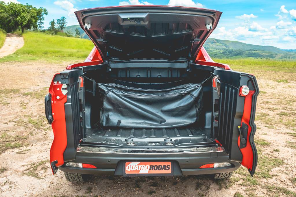 1FLP1485-2 Fiat Toro Ultra 2024