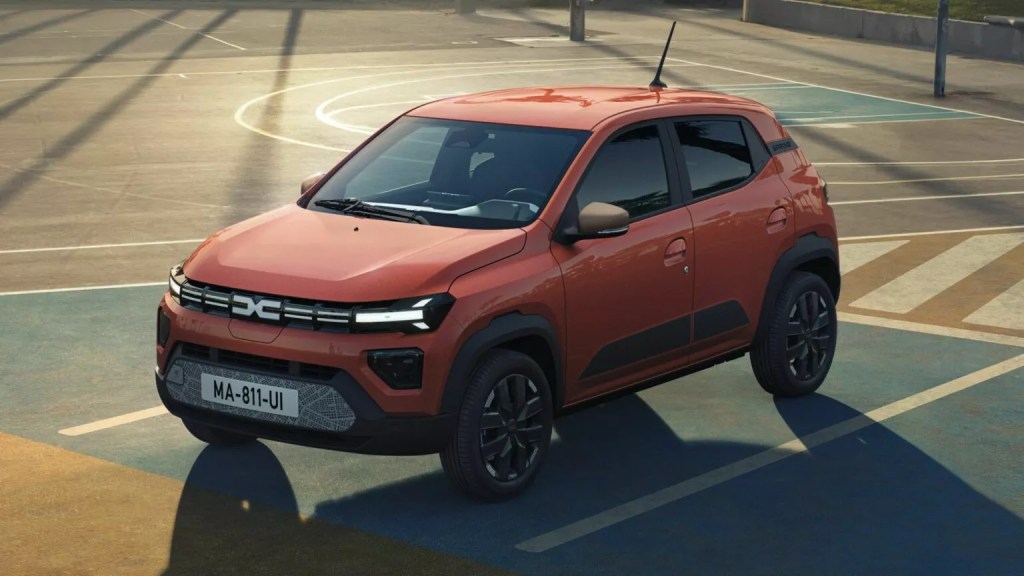Novo Renault Kwid elétrico terá visual do Dacia Spring e já roda no Brasil