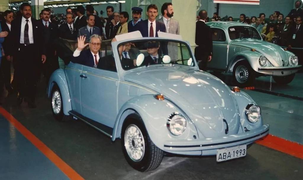 Fusca transformado em conversível para o relançamento do Fusca, em 1993