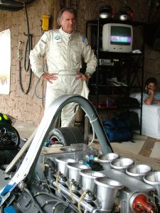 Wilson Fittipaldi Júnior, piloto e um dos idealizadores do projeto do carro de c Quando Wilson Fittipaldi Jr. voltou a pilotar seu carro de Fórmula 1
