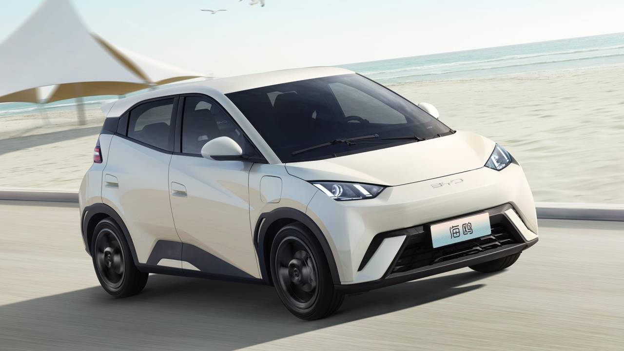 byd_dolphin_mini_2025
