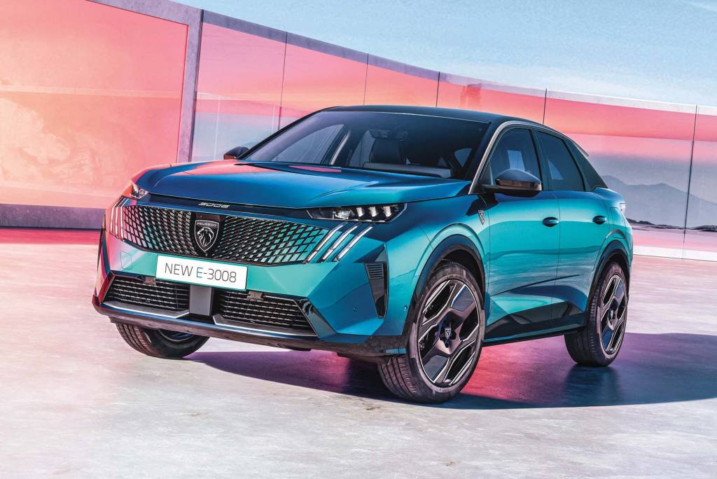 Novo Peugeot 3008 é um fastback elétrico que assusta nas frenagens