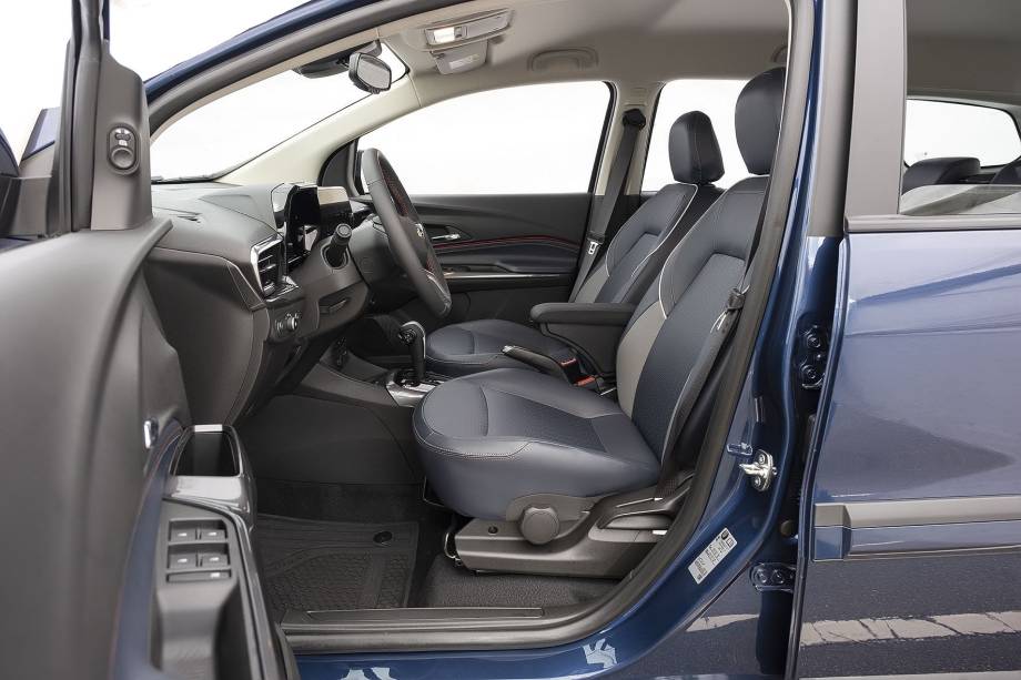 Assentos são novos e mais confortáveis Assentos são novos e mais confortáveis