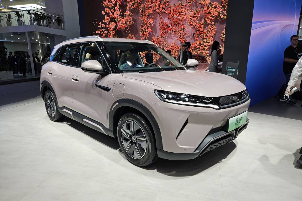 Salão de Pequim 2024: SUV do Dolphin, picape da GWM e elétrico da Xioami